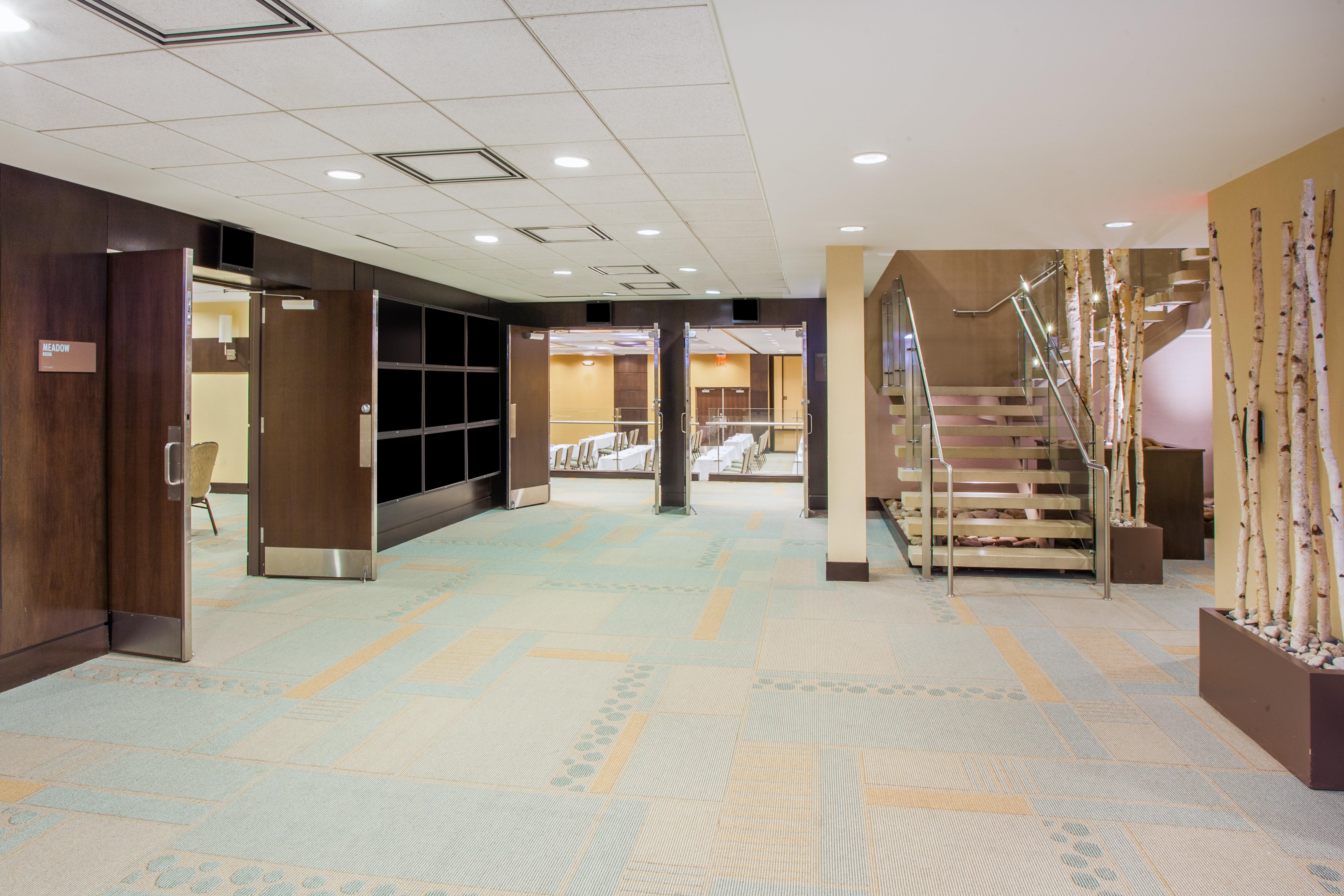 Crowne Plaza Hotel Glen Ellyn/Lombard By Ihg Extérieur photo