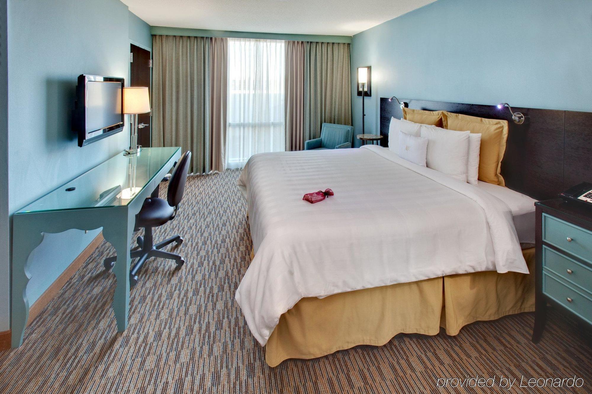 Crowne Plaza Hotel Glen Ellyn/Lombard By Ihg Chambre photo